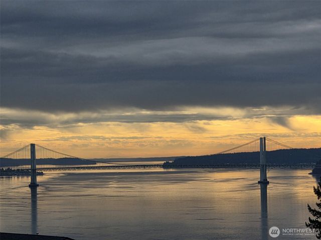 6614 N 49th Street, Tacoma, WA 98407