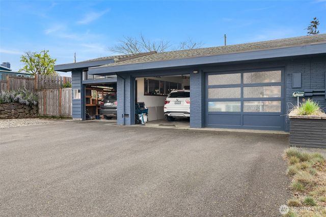 6614 N 49th Street, Tacoma, WA 98407