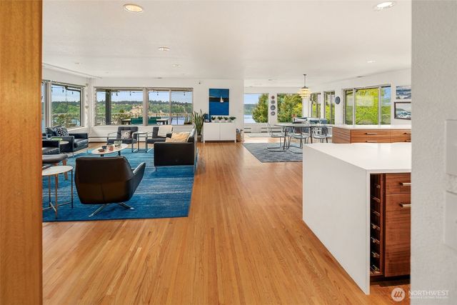 6614 N 49th Street, Tacoma, WA 98407