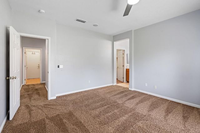 7833 Primm Valley Ct, Sacramento, CA 95829