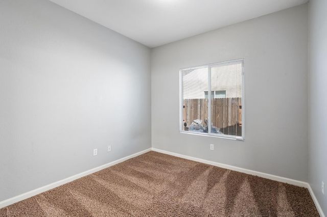 7833 Primm Valley Ct, Sacramento, CA 95829