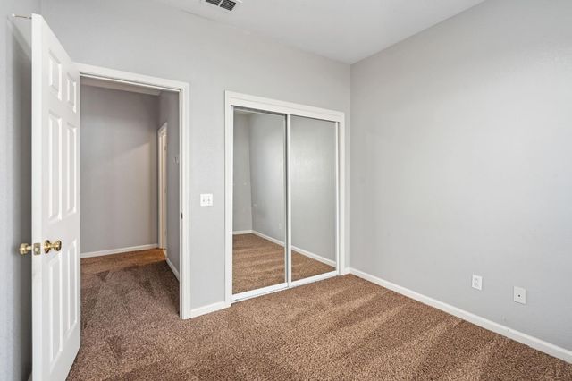 7833 Primm Valley Ct, Sacramento, CA 95829