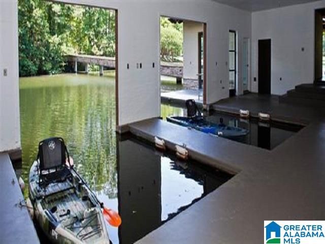 805 CAVALIER RIDGE, Birmingham, AL 35242