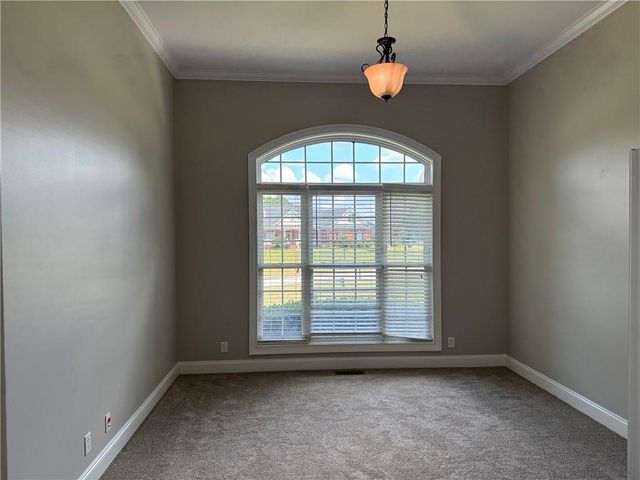 130 Wickham Drive, Tyrone, GA 30290