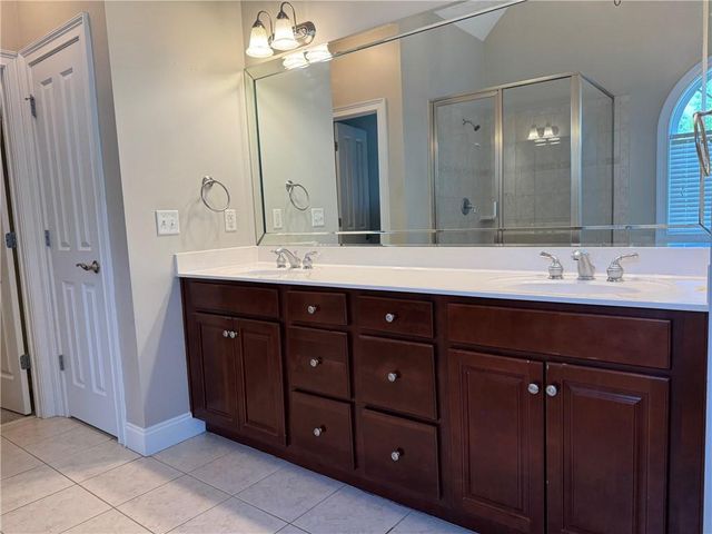 130 Wickham Drive, Tyrone, GA 30290