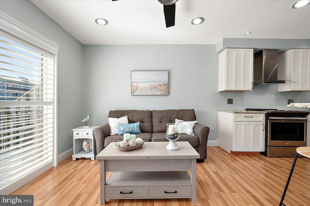 Image 10 of property listing at 105 123RD ST #332B2, Ocean City, MD 21842