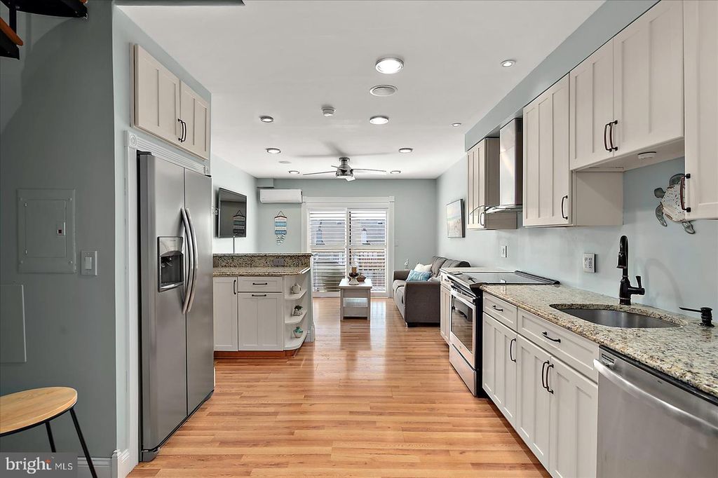 Image 13 of property listing at 105 123RD ST #332B2, Ocean City, MD 21842