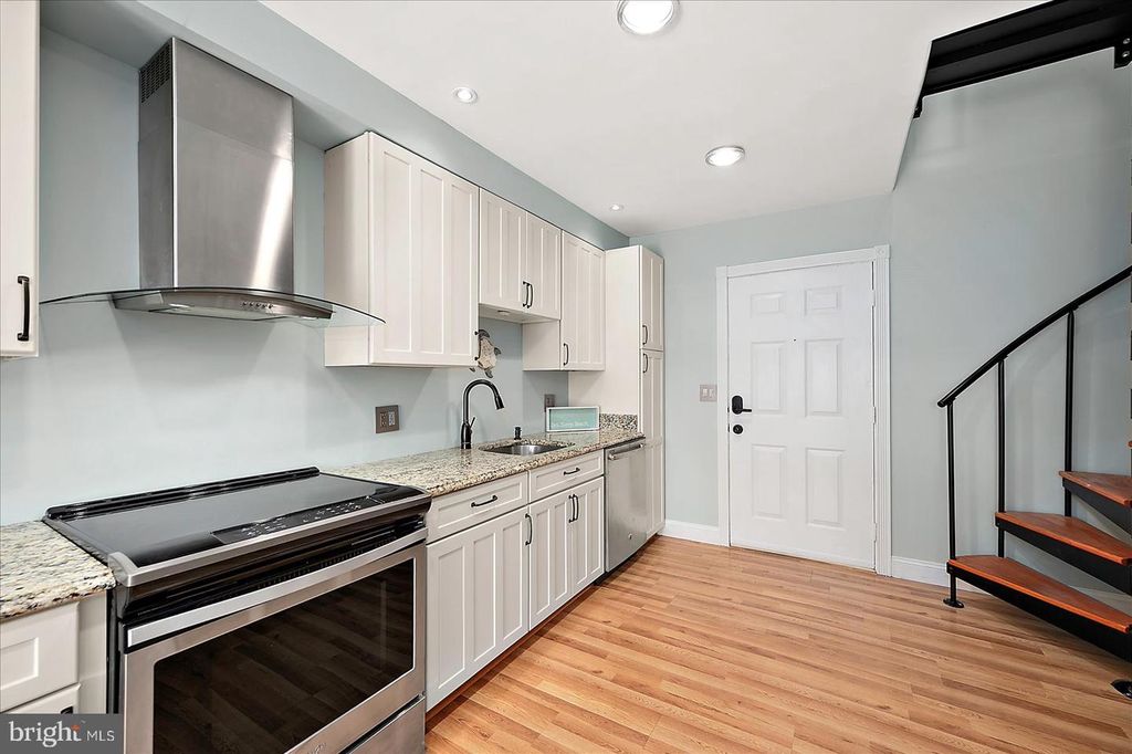 Image 16 of property listing at 105 123RD ST #332B2, Ocean City, MD 21842