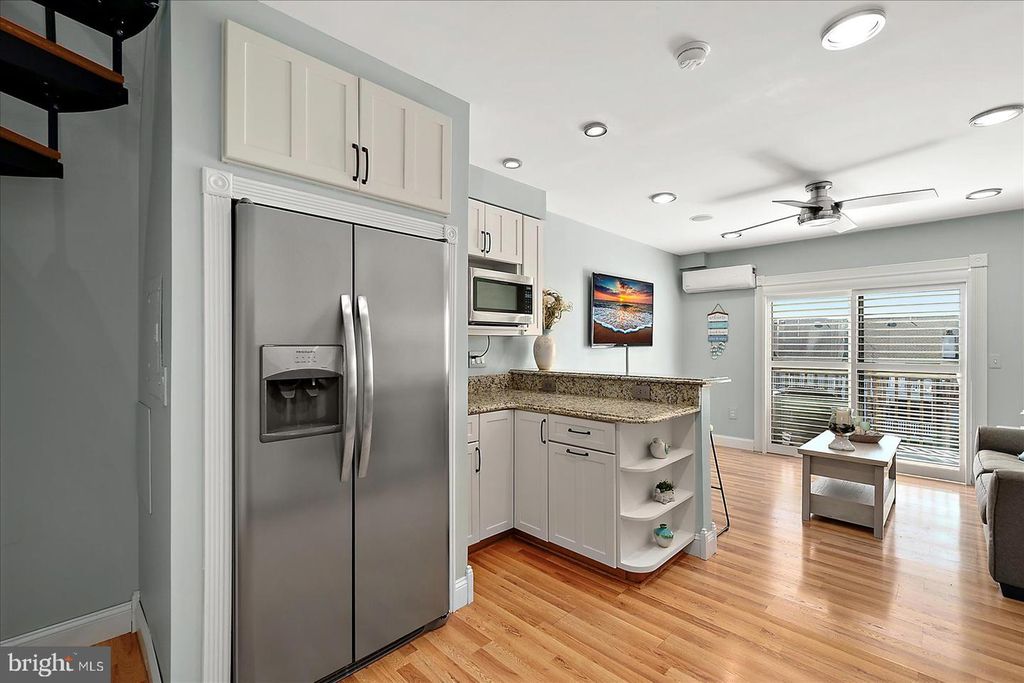Image 17 of property listing at 105 123RD ST #332B2, Ocean City, MD 21842