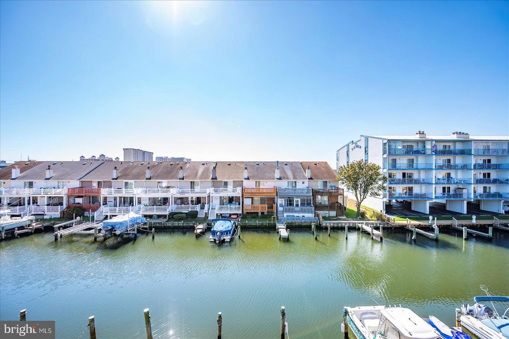Image 31 of property listing at 105 123RD ST #332B2, Ocean City, MD 21842