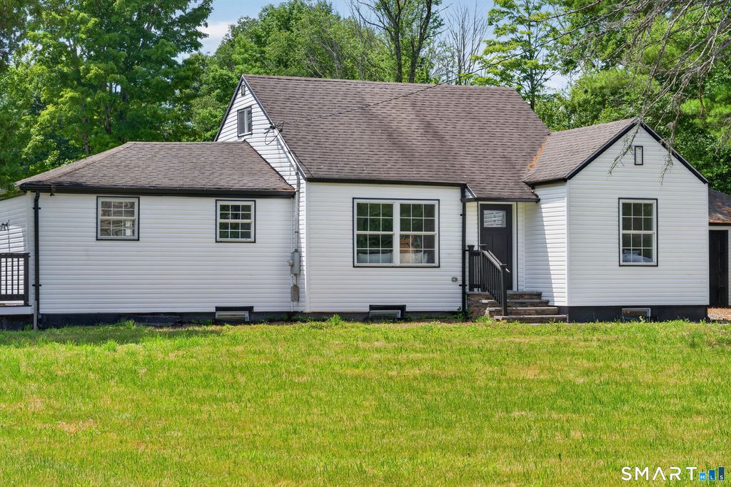 618 Beach Street, Goshen, CT 06756