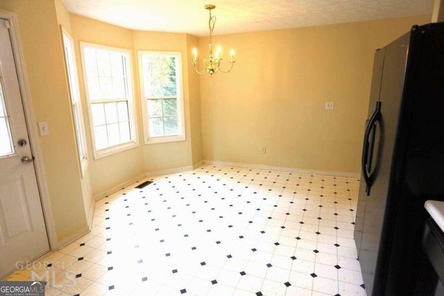 354 Kathy Court, Douglasville, GA 30134