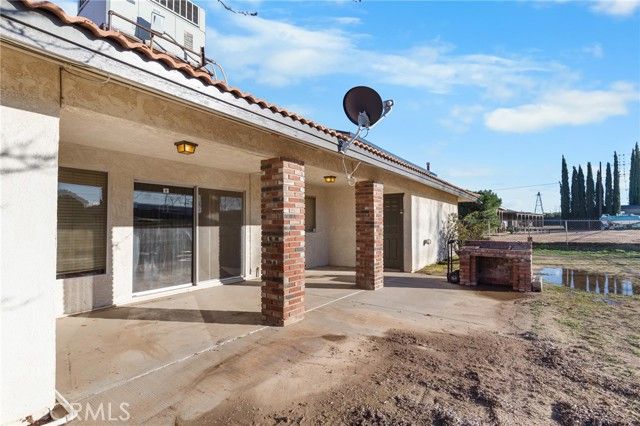 7148 Kingsley, Hesperia, CA 92345