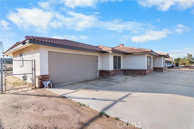 7148 Kingsley, Hesperia, CA 92345