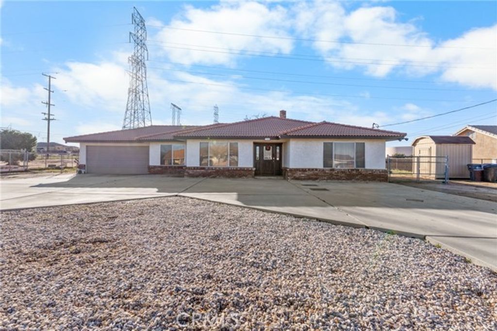 7148 Kingsley, Hesperia, CA 92345