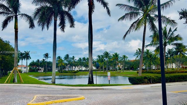 1094 Redwood St 1094, Hollywood, FL 33019