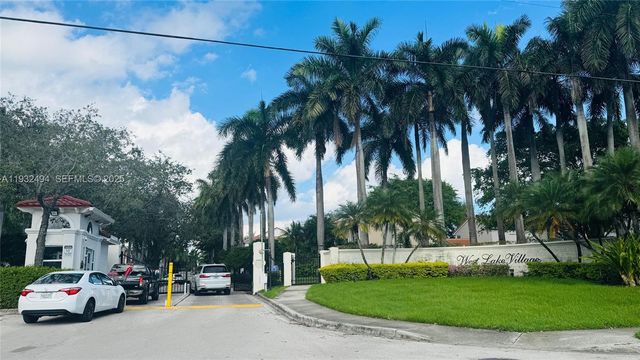 1094 Redwood St 1094, Hollywood, FL 33019