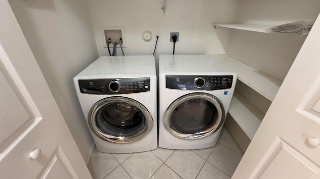 1955 Waterside Court E, Wellington, FL 33414