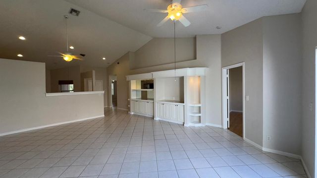 1955 Waterside Court E, Wellington, FL 33414