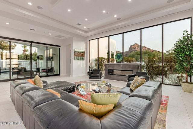 6321 N CAMELBACK MANOR Drive, Paradise Valley, AZ 85253