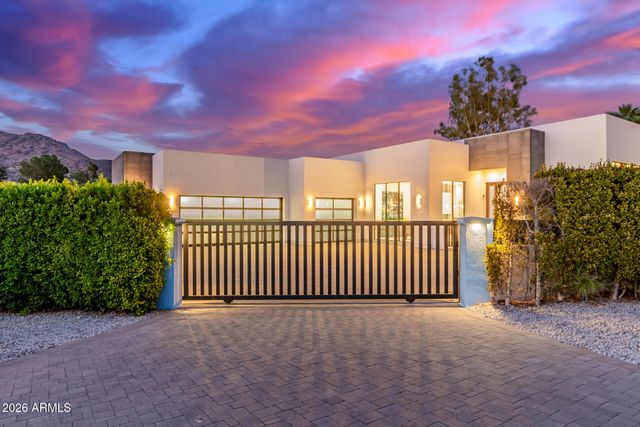 6321 N CAMELBACK MANOR Drive, Paradise Valley, AZ 85253