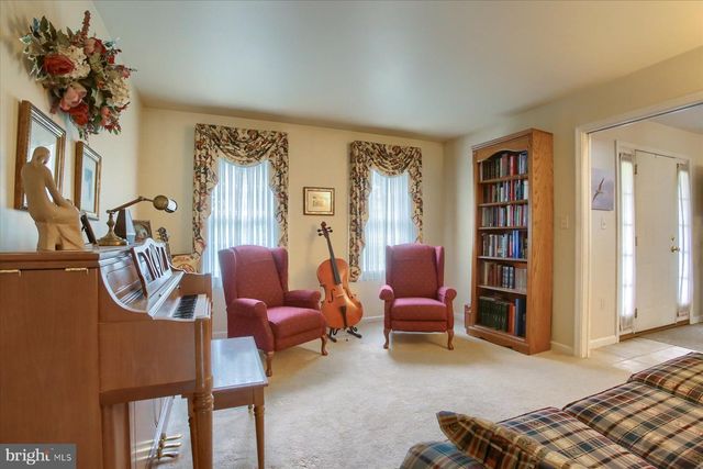 478 N LANCASTER ST, Jonestown, PA 17038