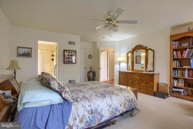 478 N LANCASTER ST, Jonestown, PA 17038