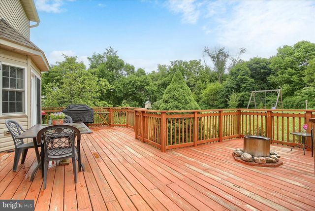 478 N LANCASTER ST, Jonestown, PA 17038