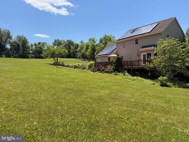 478 N LANCASTER ST, Jonestown, PA 17038