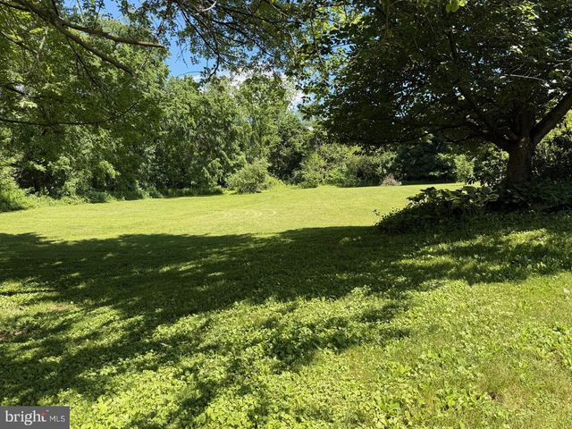 478 N LANCASTER ST, Jonestown, PA 17038