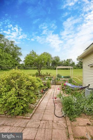 478 N LANCASTER ST, Jonestown, PA 17038