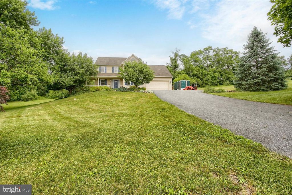 478 N LANCASTER ST, Jonestown, PA 17038