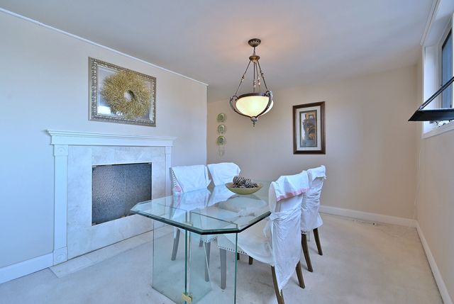 7 Birch Tree Court, Elmhurst, IL 60126