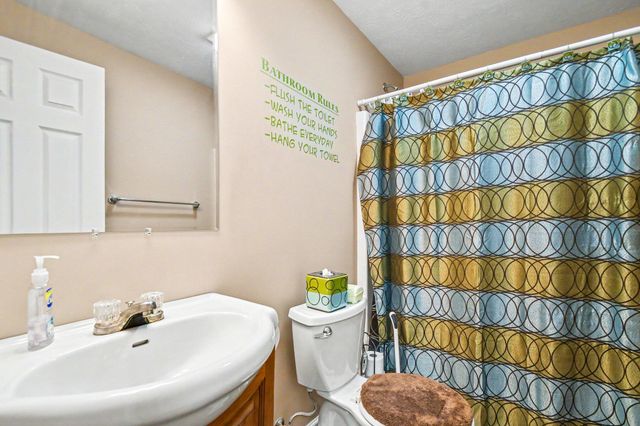 55220 Sundance Drive, New Carlisle, IN 46552