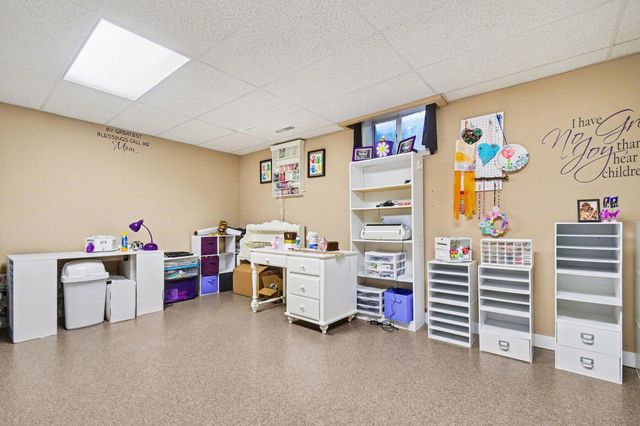 55220 Sundance Drive, New Carlisle, IN 46552