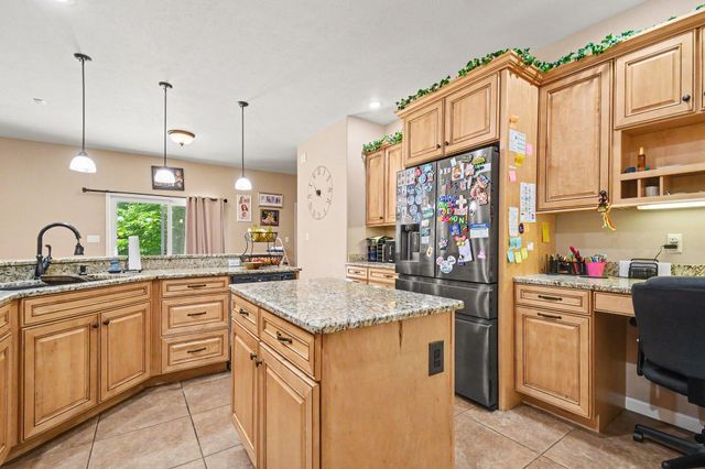 55220 Sundance Drive, New Carlisle, IN 46552