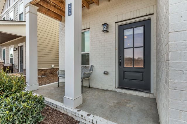 426 Kinnard Dr, Hendersonville, TN 37075