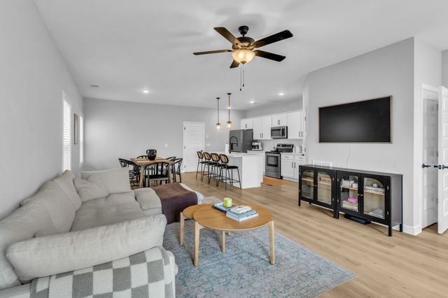 426 Kinnard Dr, Hendersonville, TN 37075