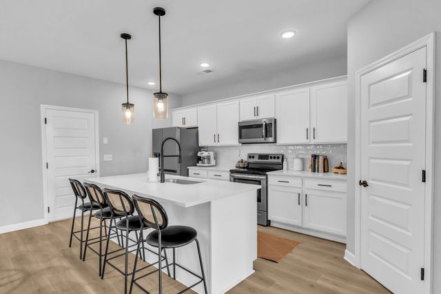 426 Kinnard Dr, Hendersonville, TN 37075