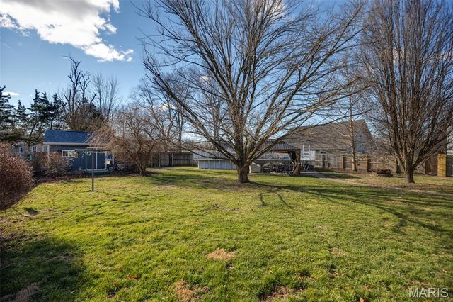 306 E Putnam Street, Mount Olive, IL 62069