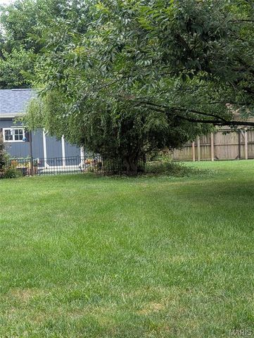 306 E Putnam Street, Mount Olive, IL 62069