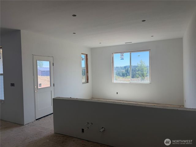 607 Brown Road, Adna, WA 98522