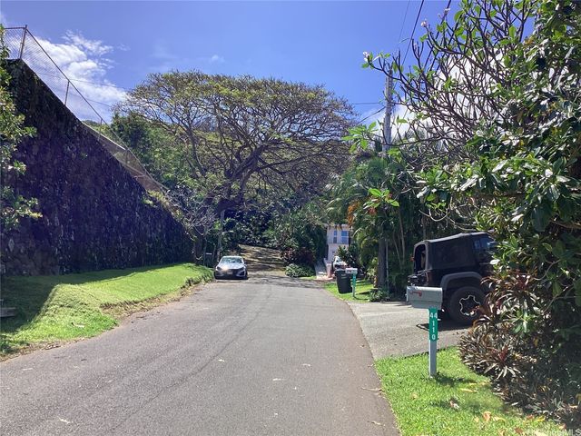 44-114 Malulani Place, Kaneohe, HI 96744
