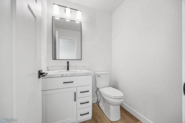 8806 Meadowlark Parkway, Horace, ND 58047