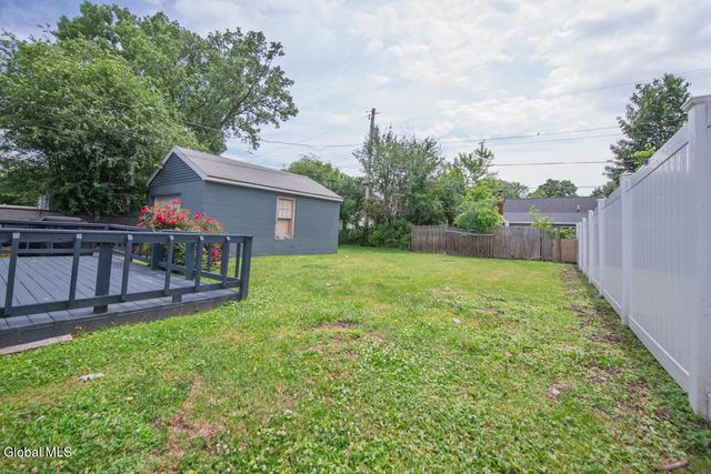 12 Jase Court, Albany, NY 12208