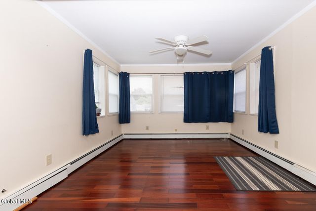 12 Jase Court, Albany, NY 12208
