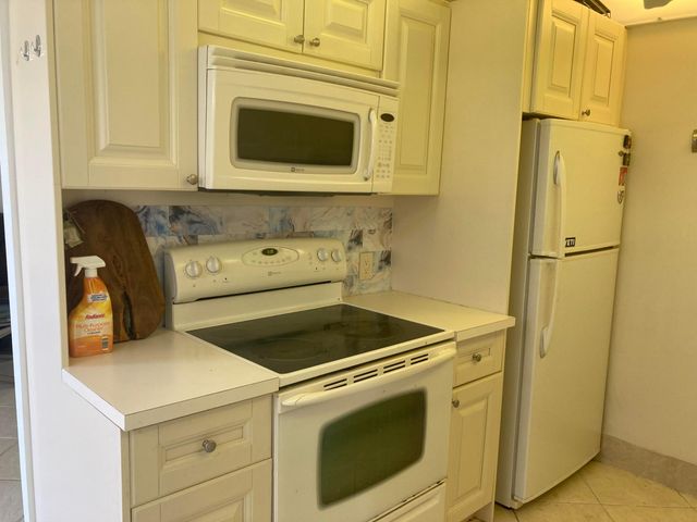 1097 CORNWALL E, Boca Raton, FL 33434