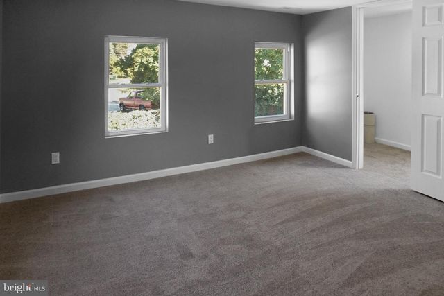 1824 N TUCKAHOE RD, Williamstown, NJ 08094
