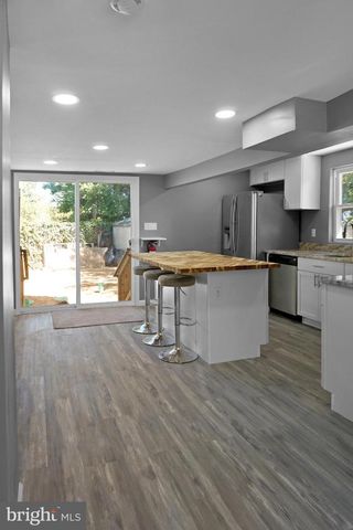 1824 N TUCKAHOE RD, Williamstown, NJ 08094