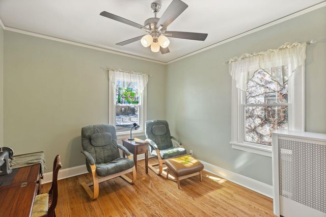 2111 Niles Avenue, Saint Paul, MN 55116